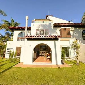 Ap/casa Com Jardim Em Na Beira Da Florianópolis